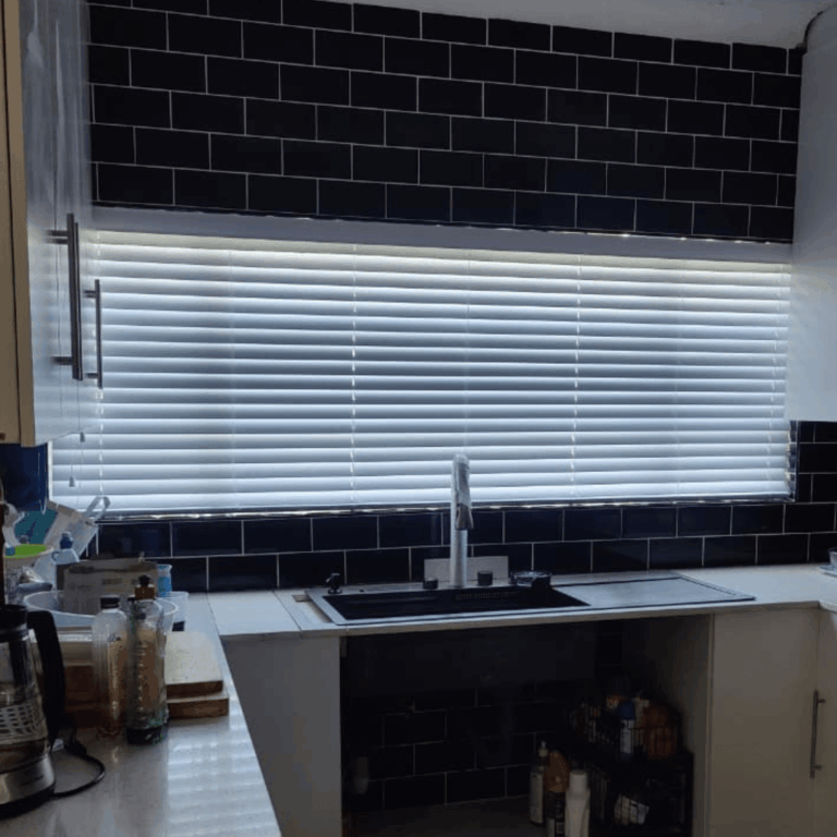 blinds direct plaswood snow timeless smooth, white