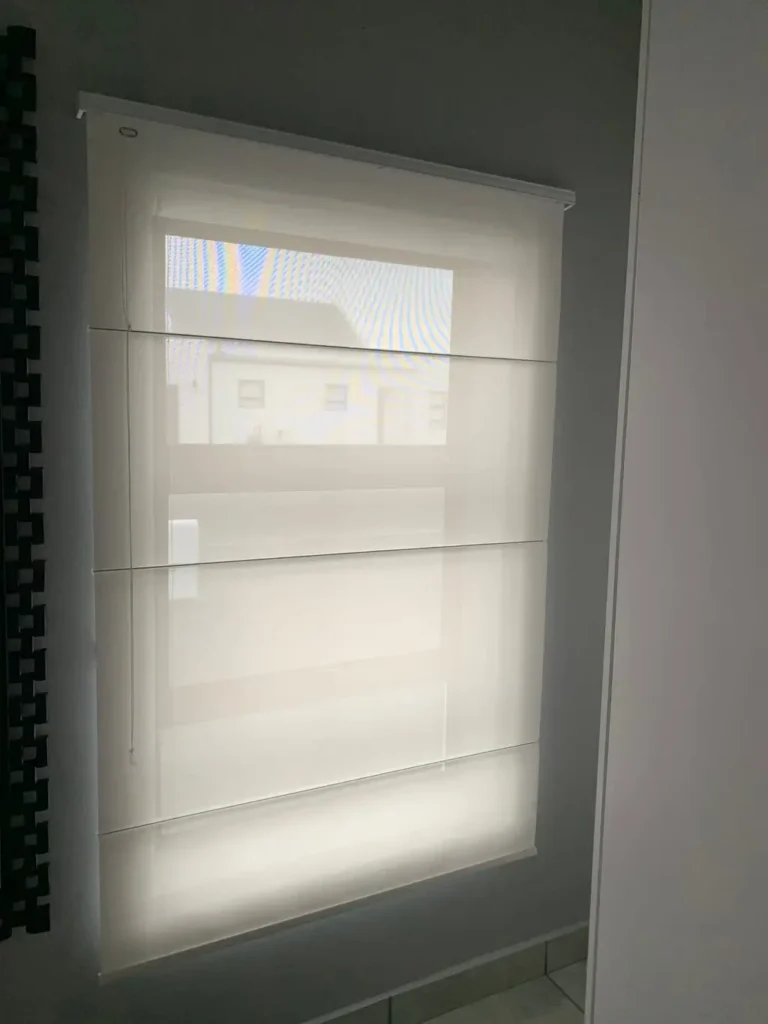 Roman_Classic_Premium_Ultimate_Blinds_Direct_Ranges_Customer_Installation_White_Translucent