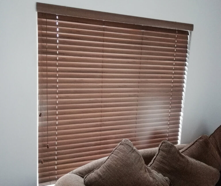 customer blinds installation