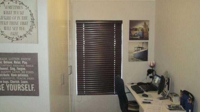 customer blinds installation