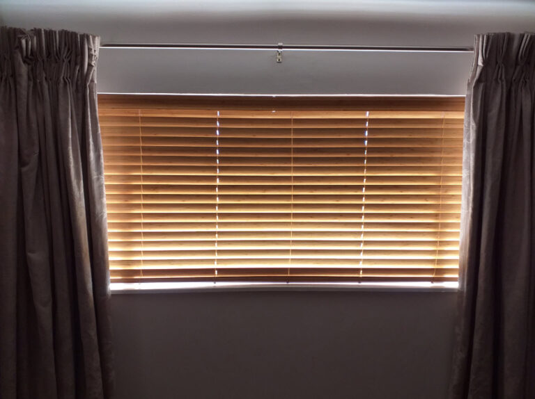 customer blinds installation