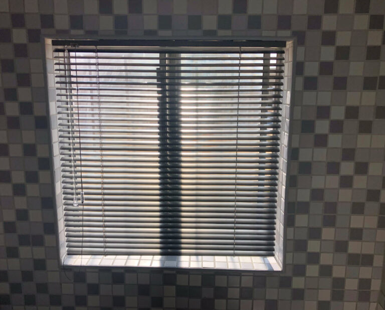 customer blinds installation
