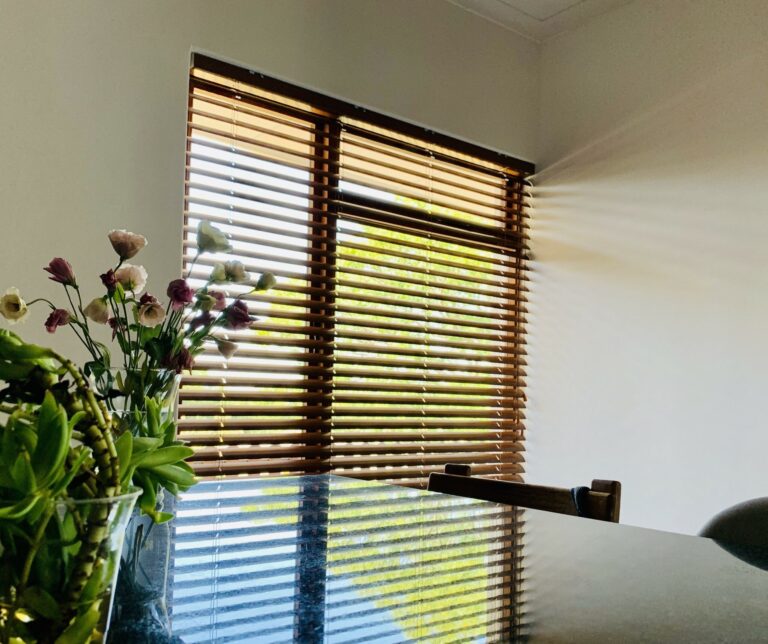 customer blinds installation