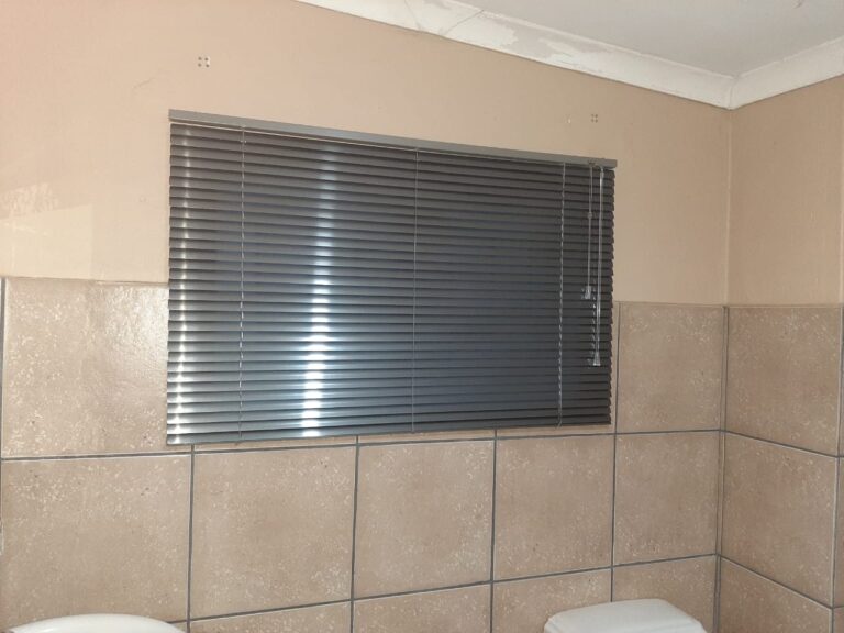 customer blinds installation