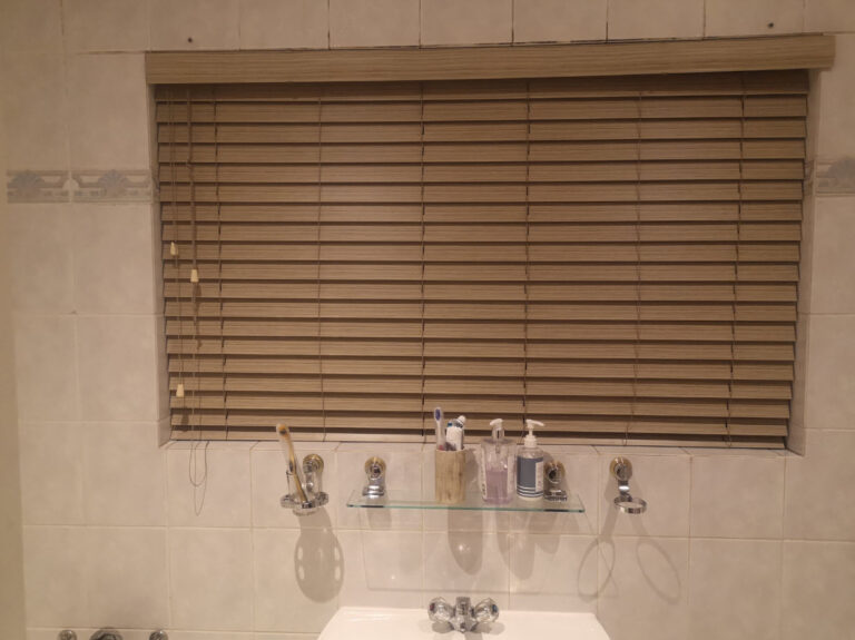 customer blinds installation