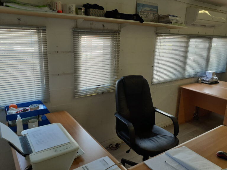 customer blinds installation