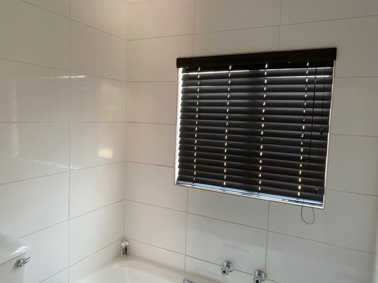 customer blinds installation