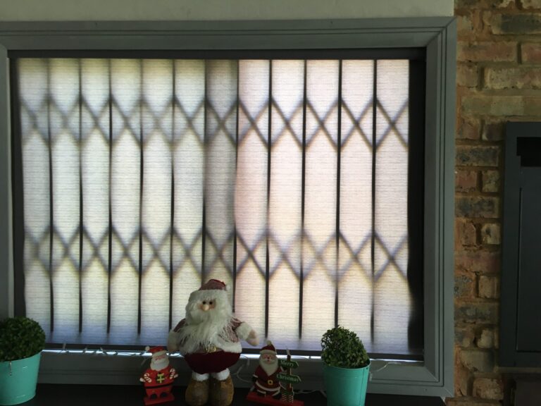 customer blinds installation