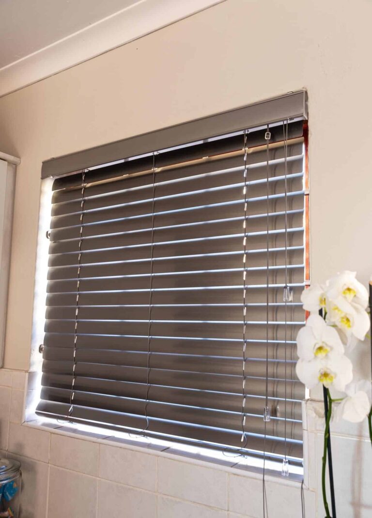 customer blinds installation