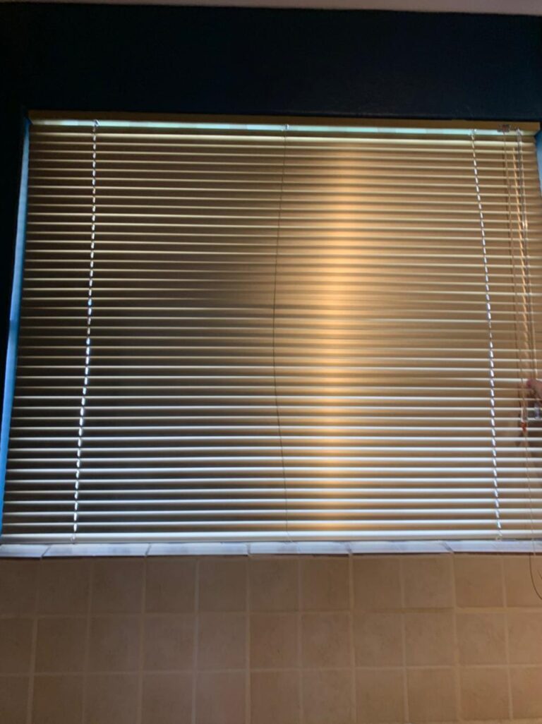 customer blinds installation