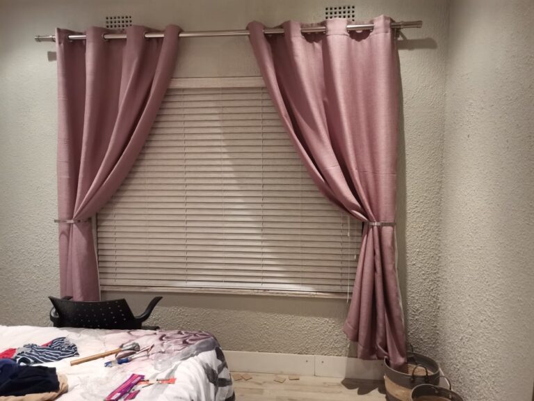 customer blinds installation
