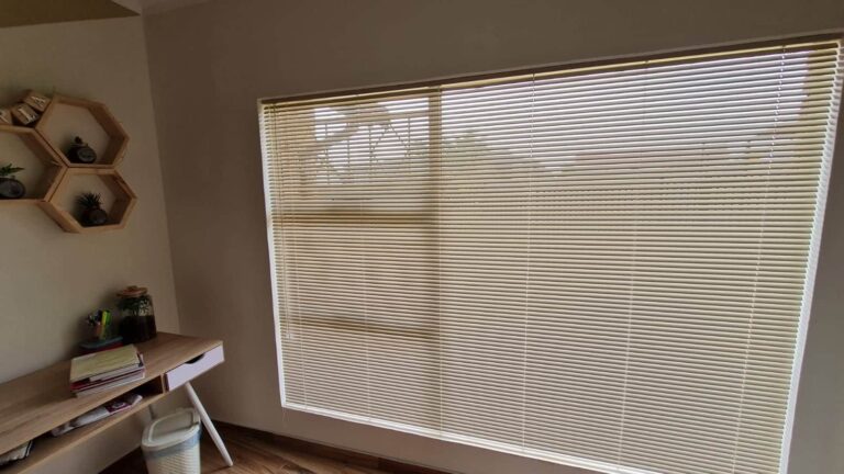 customer blinds installation