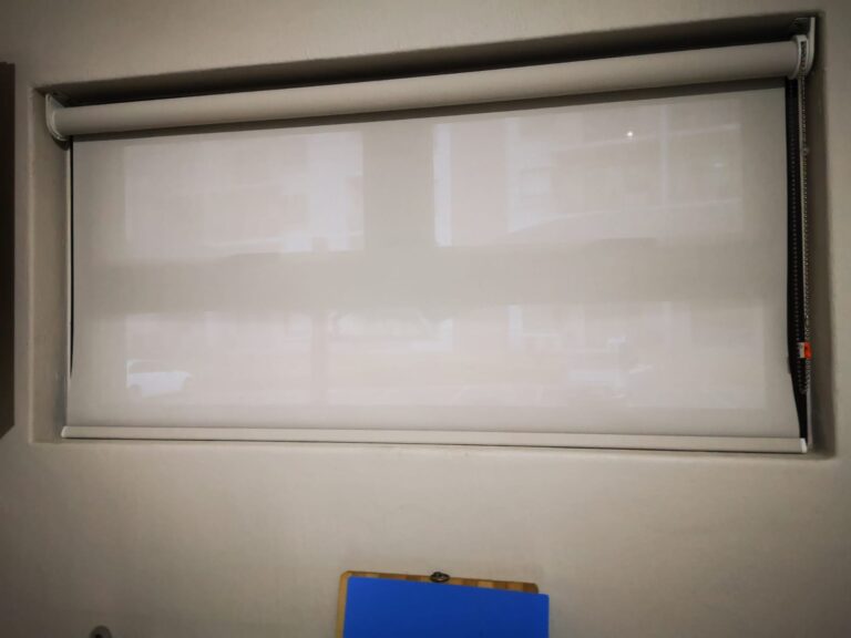 customer blinds installation