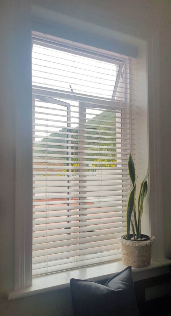 customer blinds installation