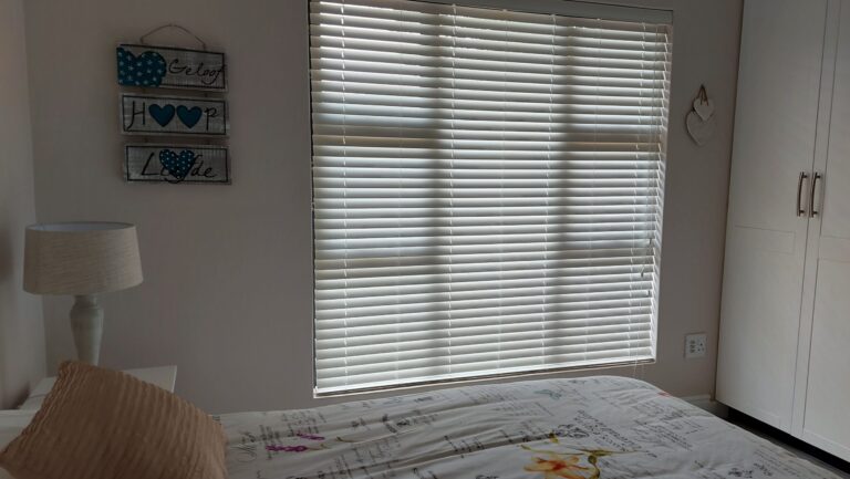 customer blinds installation