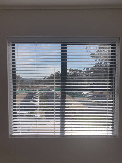 customer blinds installation