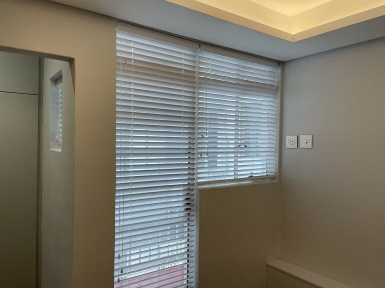 customer blinds installation