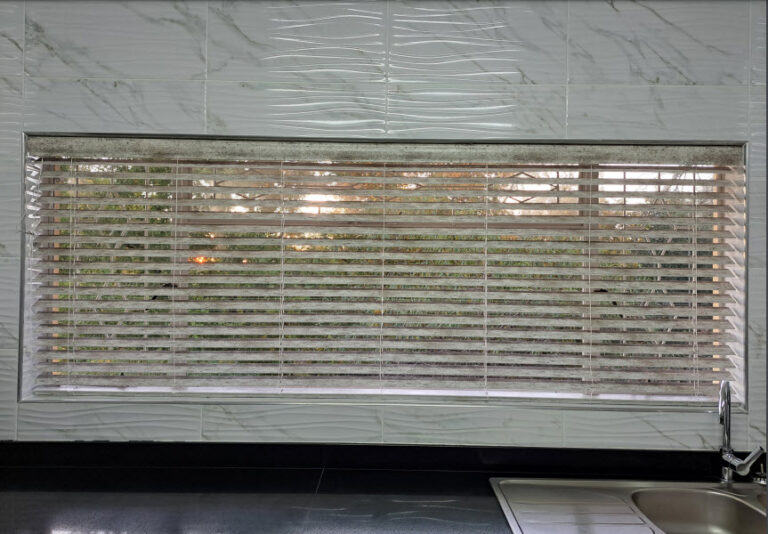 customer blinds installation